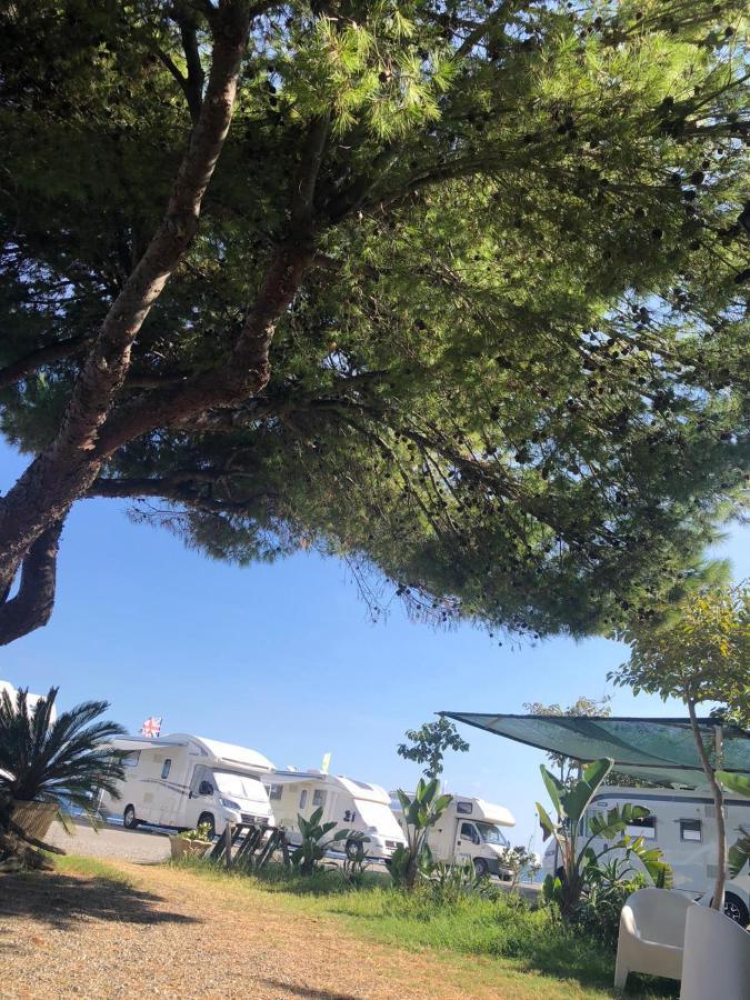 Camping La Focetta Sicula SantʼAlessio Siculo Esterno foto