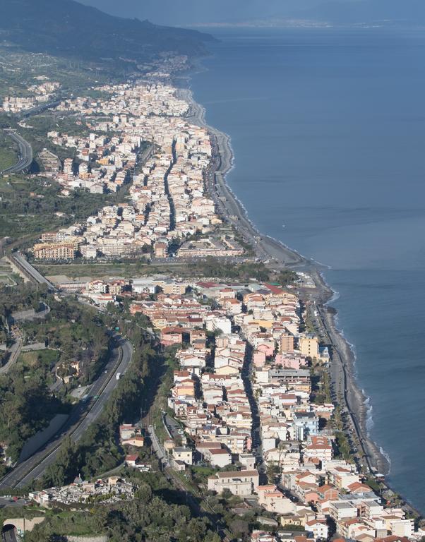 Camping La Focetta Sicula SantʼAlessio Siculo Esterno foto