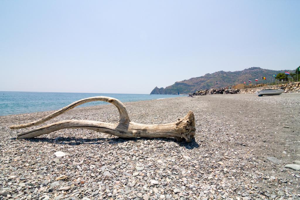 Camping La Focetta Sicula SantʼAlessio Siculo Esterno foto