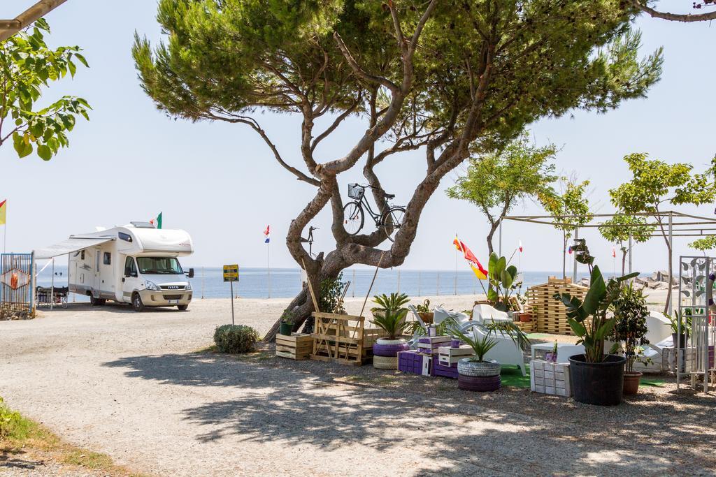 Camping La Focetta Sicula SantʼAlessio Siculo Esterno foto